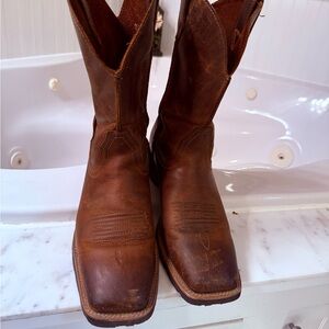 Ariat Rich Brown Western Boots